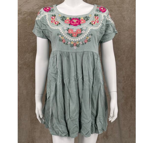 Savanna Jane Top Women Small Green Floral Embroidered Babydoll Tunic Boho Spring - Picture 1 of 9